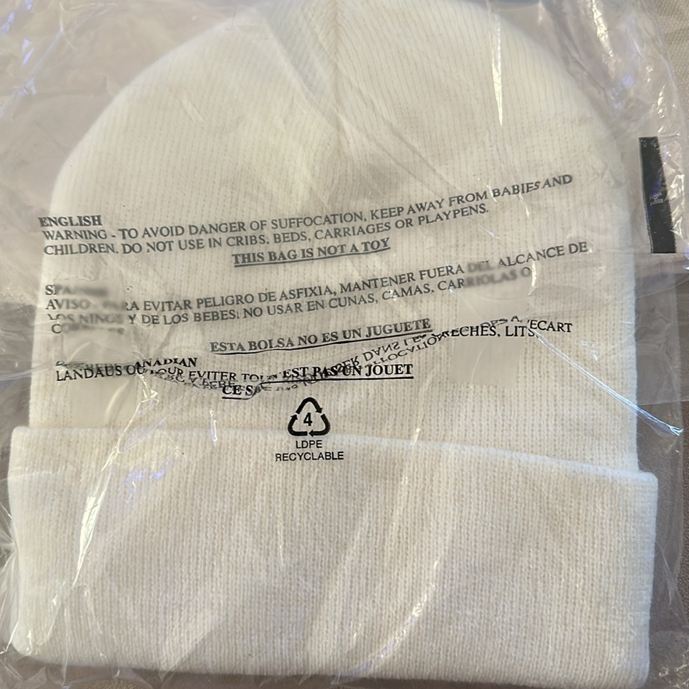 NWT Madhappy x Yankees '47 Knit Beanie- Cream - Picture 6 of 6